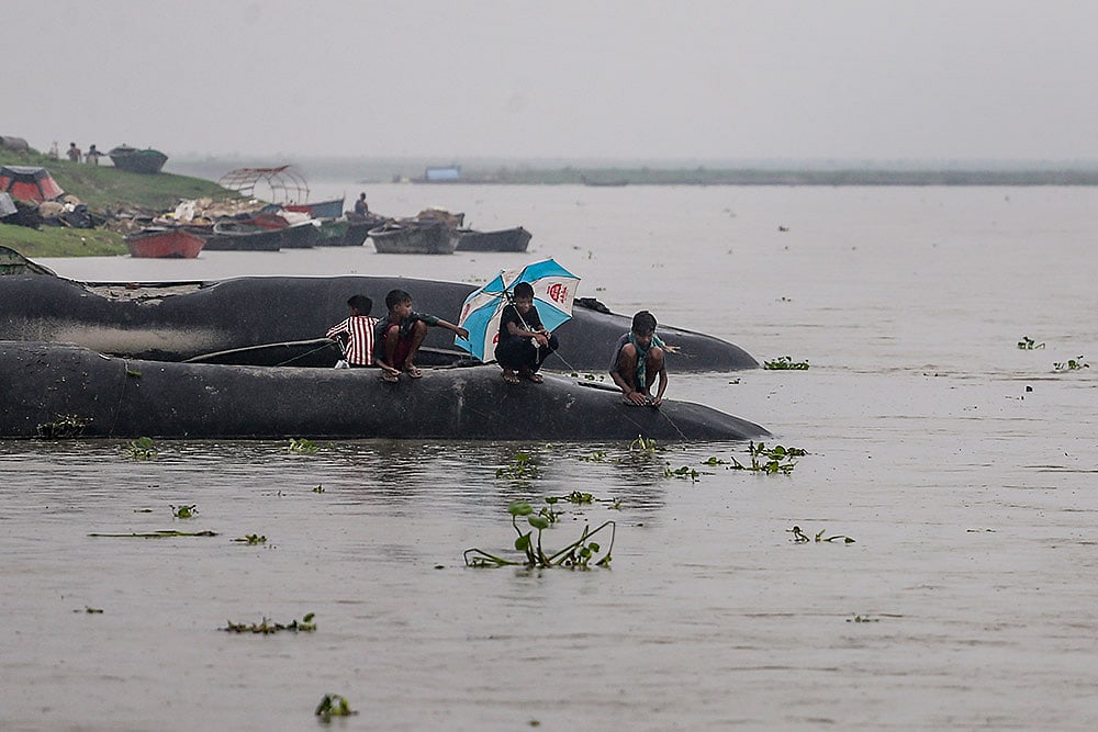Water level of Ganga river rises in Prayagraj