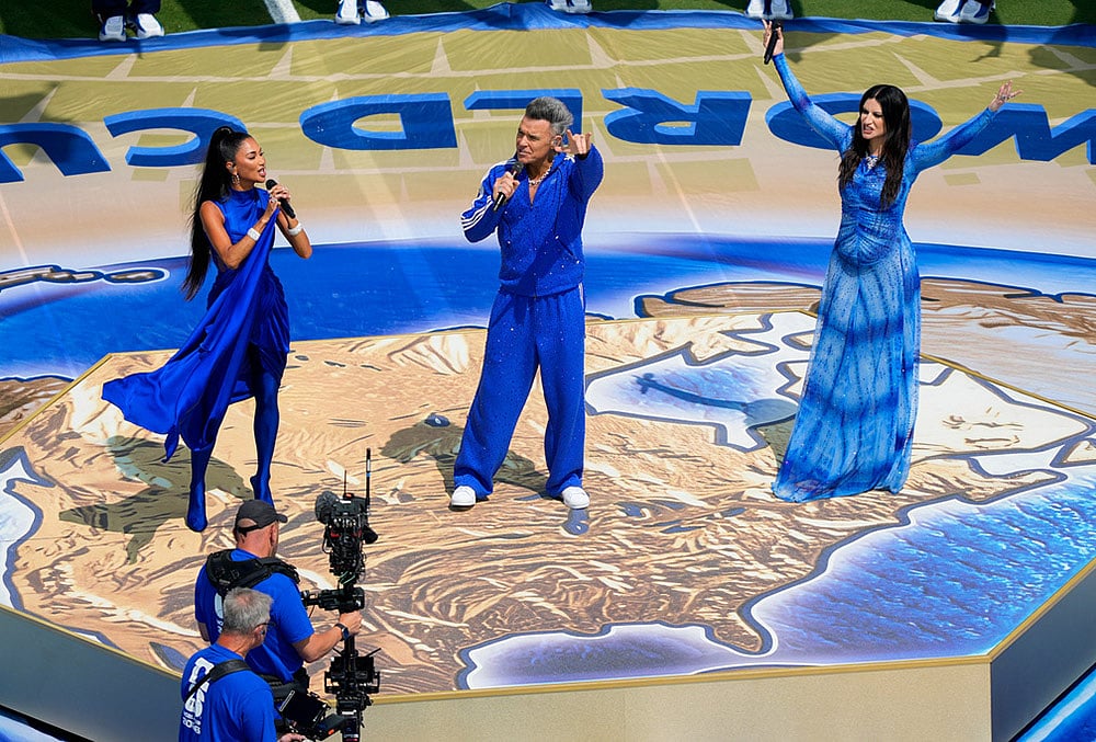 Nicole Scherzinger, Robbie Williams and Laura Pausini 