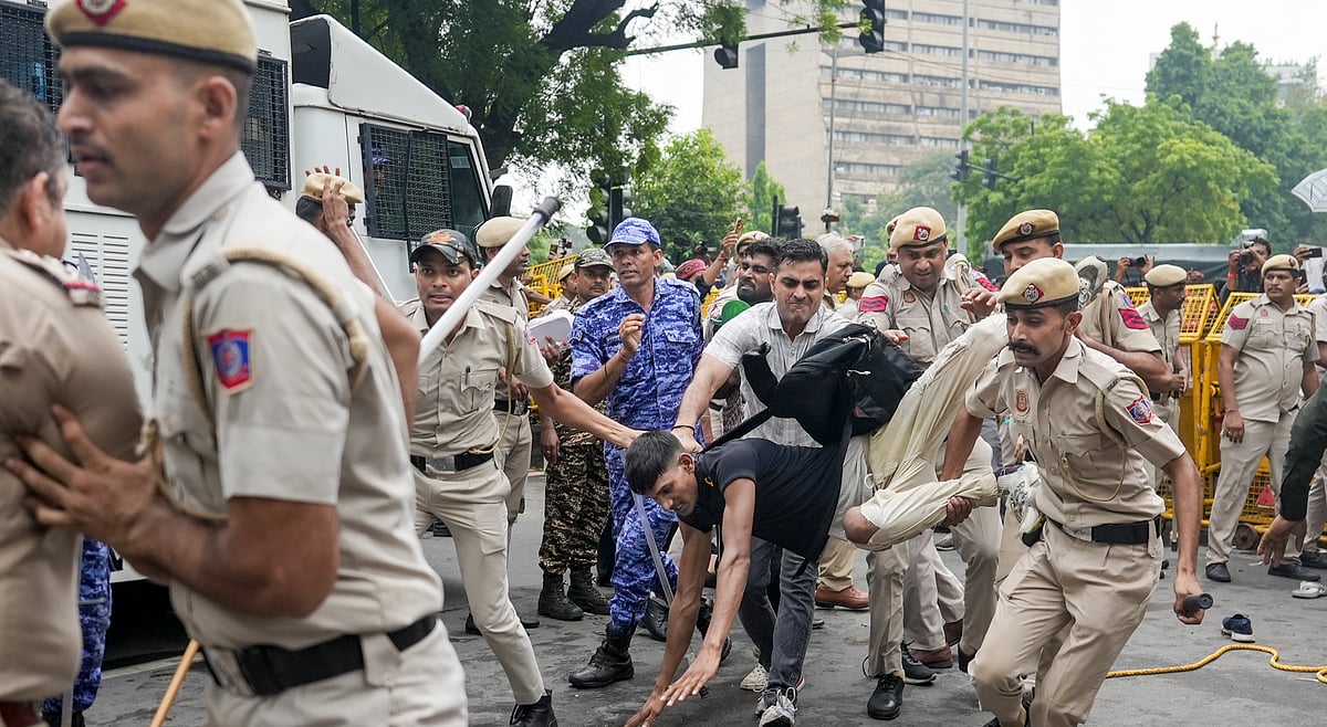 PTI/KARMA : Delhi Police Detain Over 200 Ahead Of CJP Protest At Jantar Mantar In New Delhi
