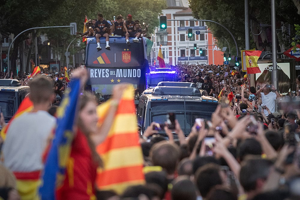 Spain’s World Cup winners return home