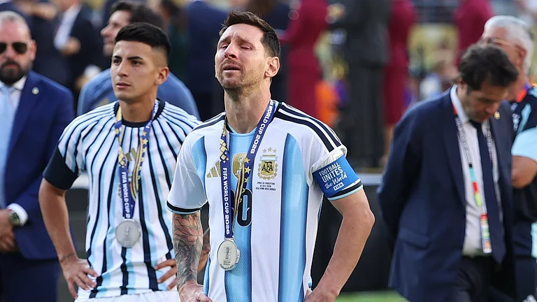 Argentina's Lionel Messi (10) reacts after losing to Spain in the World Cup final soccer match between Spain and Argentina in East Rutherford, N.J., near New York, Sunday, July 19, 2026. - (AP Photo/Pamela Smith)