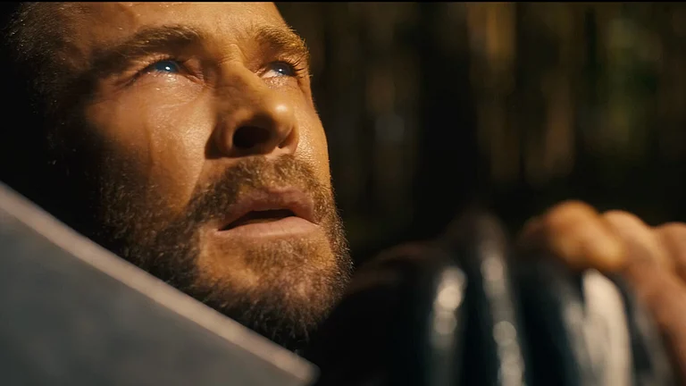 Trailer - X
