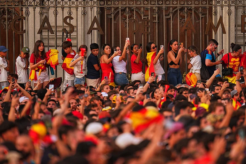 Spain’s World Cup winning soccer team returned home