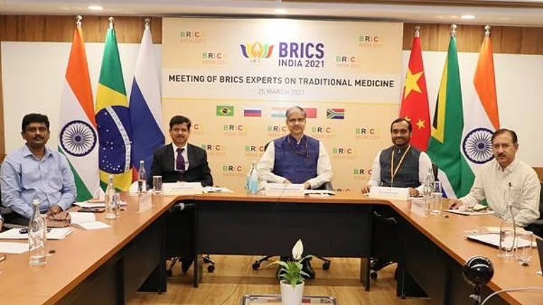 BRICS Meeting on Traditional, Complementary and Integrative Medicine Begins in Chandigarh - null