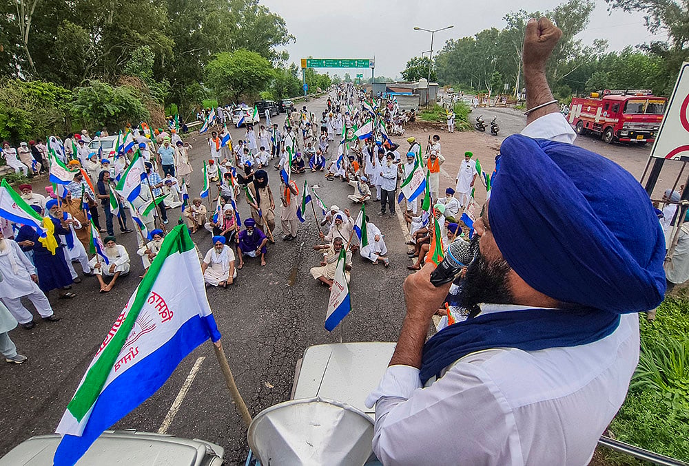 Farmers block Shambhu border over India-US trade deal concerns