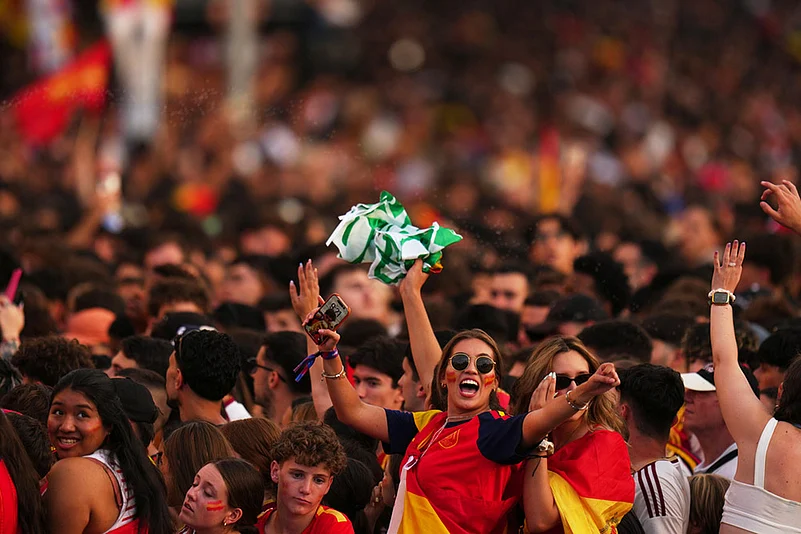 Spain’s World Cup winning soccer team returned home