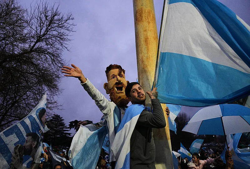 Emotional Homecoming Argentina Fans Welcome Their World Cup Heroes-