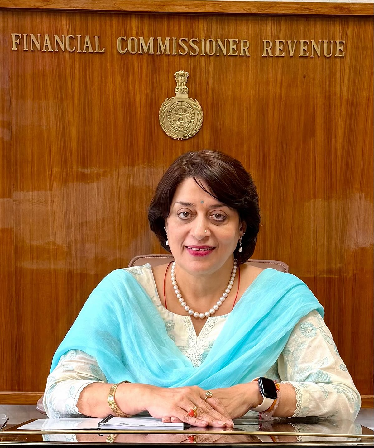 Dr. Sumita Misra, IAS - null