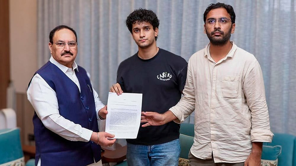 CJP Protest LIVE: Union Minister JP Nadda met Cockroach Janta Party (CJP) spokespersons Saurav Das and Ashutosh Ranka on July 20  - Photo: @SauravDassss/X via PTI 