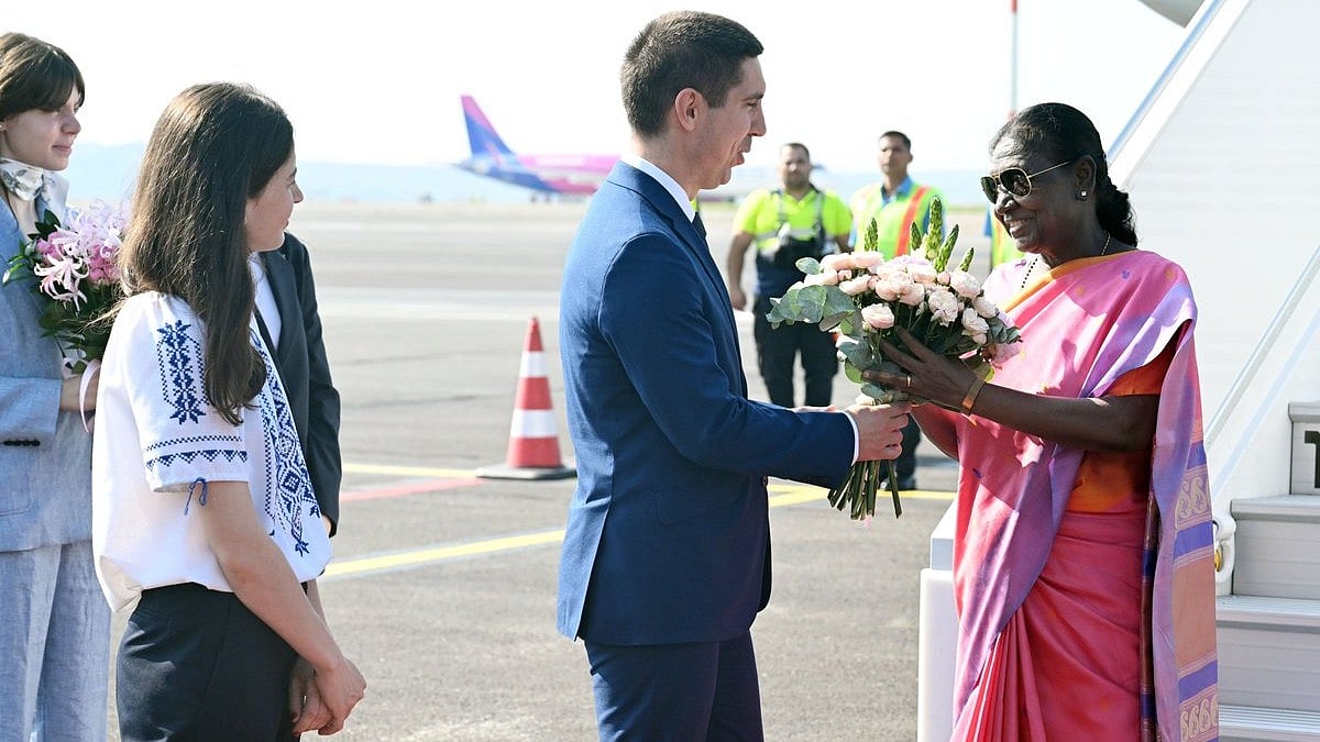 President Murmu Arrives in Romania on State Visit; Focus on Expanding Trade, Tourism - null