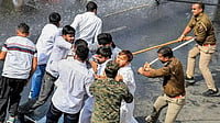 Protesters in Rajasthan's Banswara Lathi-Charged After Argument with Police During Demonstration Protesters in Rajasthan's Banswara Lathi-Charged After Argument with Police During Demonstration