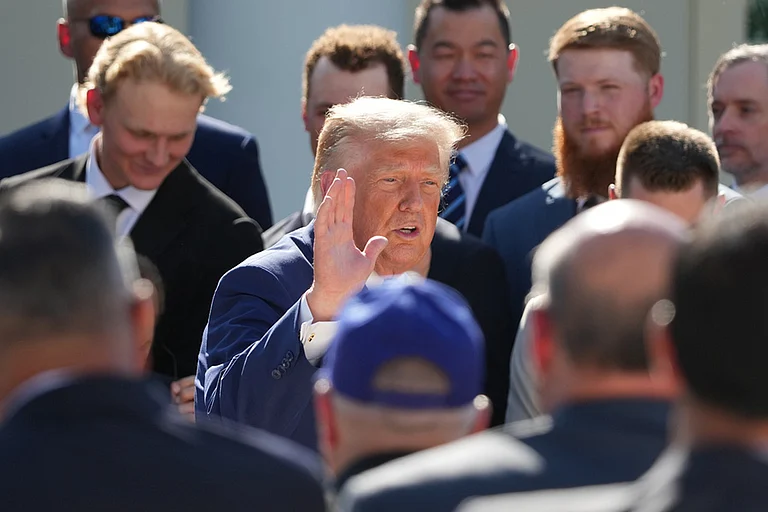 Speaking to reporters aboard Air Force One, Trump said the United States had been preparing for military action but was now pursuing negotiations instead. - | Photo: AP/Alex Brandon