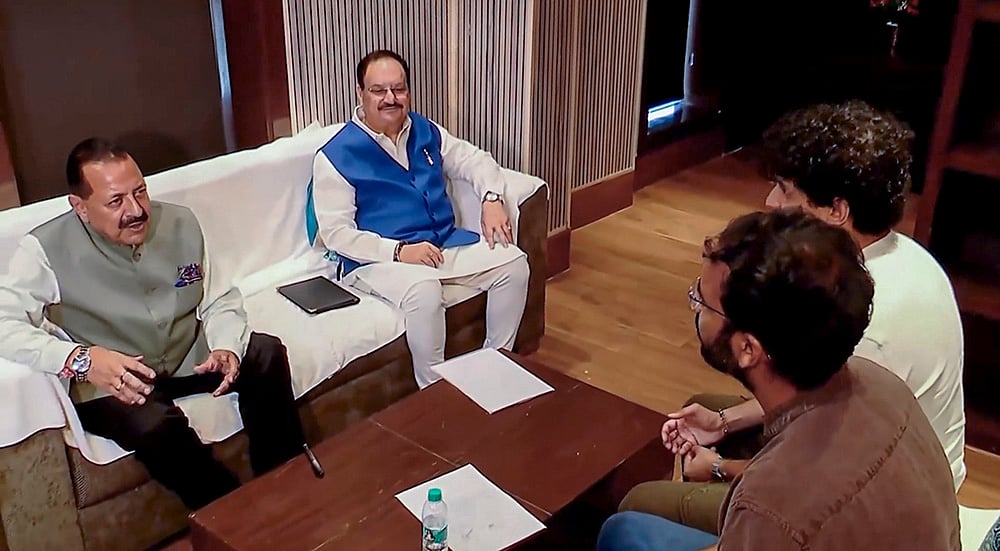 CJP-govt talk in Delhi