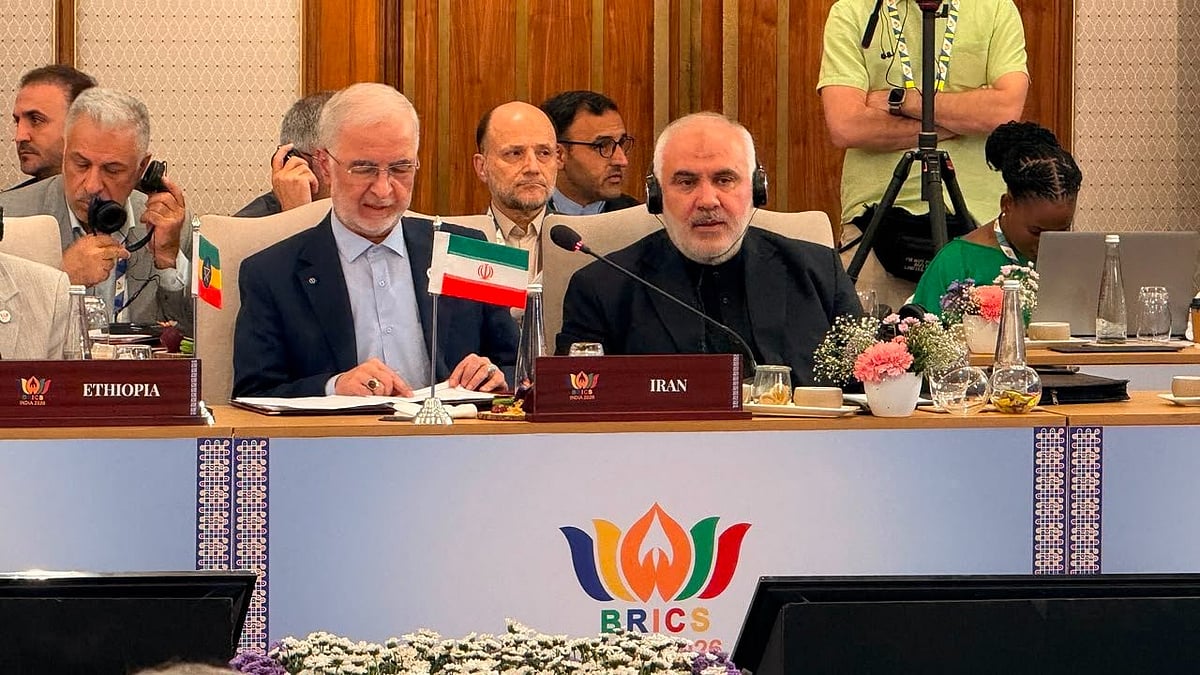 null - Iran Embassy (Iran in India X)