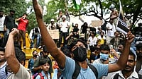 Delhi HC Refuses to Entertain PIL Seeking NIA Probe into CJP's 'Chalo Sansad' March Delhi HC Refuses to Entertain PIL Seeking NIA Probe into CJP's 'Chalo Sansad' March
