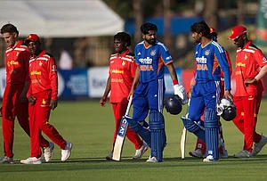 | Photo: AP/Wonder Mashura : India's captain Shreyas Iyer, center, with batting partner Tilak Varma leave the field following the first T20 cricket match between Zimbabwe and India in Harare, Zimbabwe, Thursday, July 23, 2026.