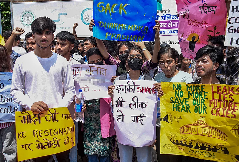 Students protest over NEET paper leak issue