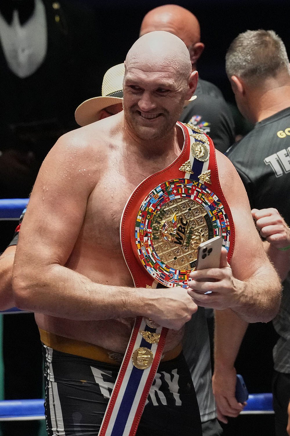 Tyson Fury Vs Mariusz Wach, Heavyweight Boxing in Thailand pictures-2
