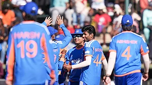 BCCI/X : India celebrate a wicket of Zimbabwe during third T20I at Harare.