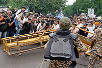 Cover Story | Powerful Government, Defiant Gen Z, and the Politics of Accountability | Photo: Tribhuvan Tiwari : Breaking The Barrier: Protesters trying to move past the barricades erected at Jantar Mantar, New Delhi