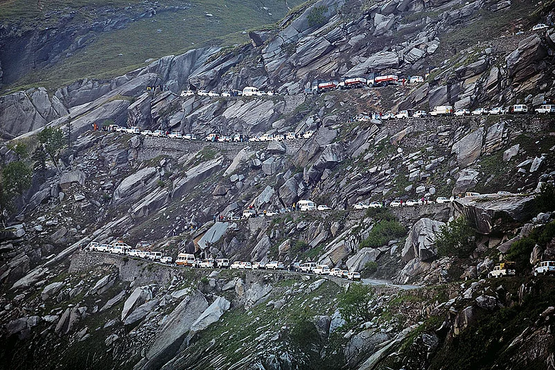 Traffic jams are common on roads leading to popular tourist spots in Himachal Pradesh