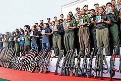 Smoke the Peace Pipe: About 4,000 Naxals have surrendered
between 2024 and March 2026 - | Photo: Imago