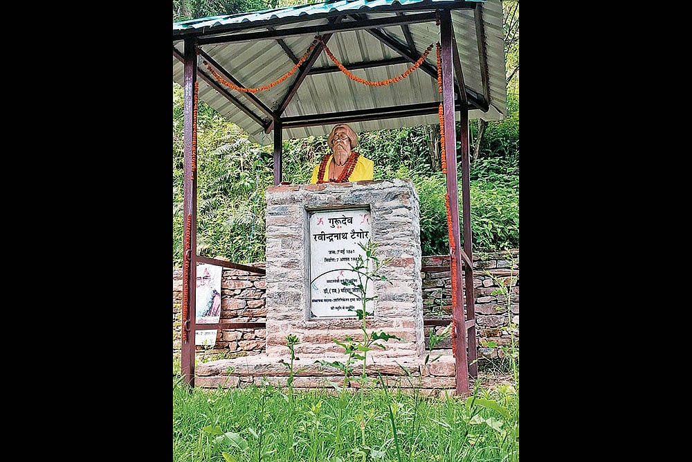 Rabindranath Tagore’s bust 
at Ramgarh’s Tiger Top