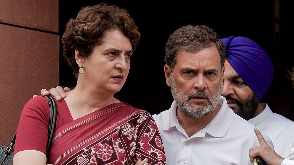 Leader of the Opposition in the Lok Sabha Rahul Gandhi, right, with Congress MP Priyanka Gandhi Vadra during the Monsoon session of Parliament, in New Delhi. - Photo: PTI/Shahbaz Khan