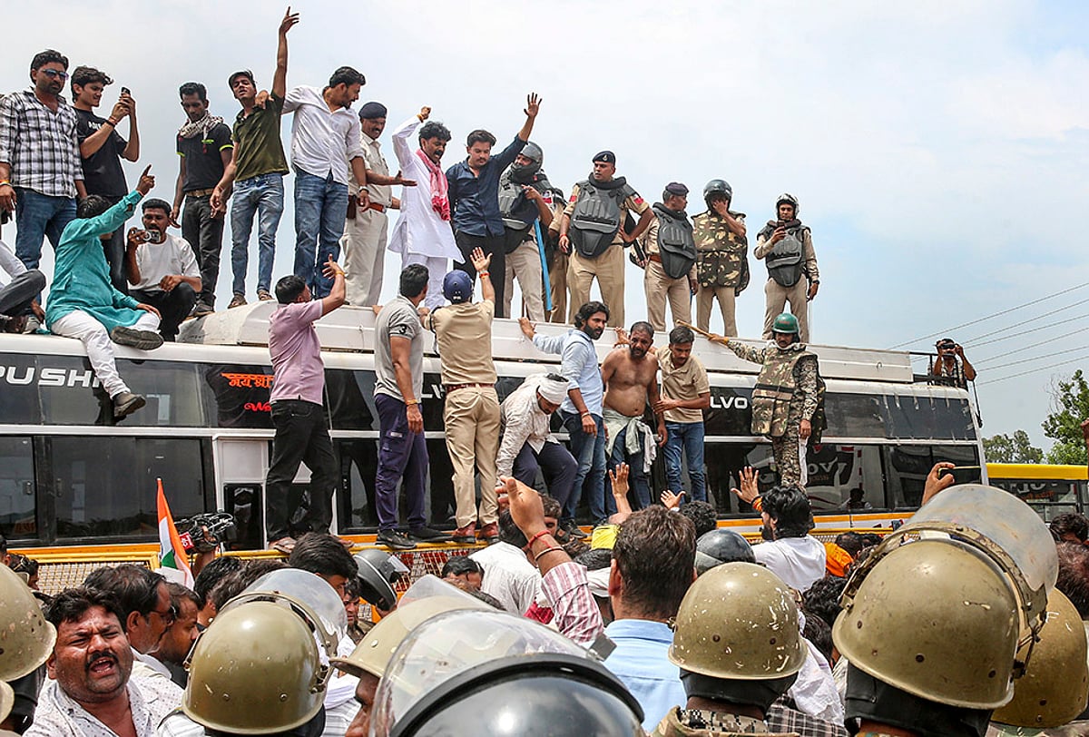 MP farmers protest on moong MSP in Bhopal