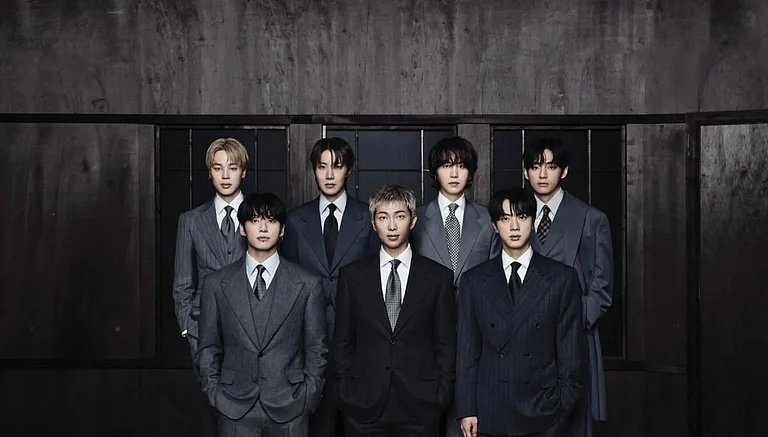 BTS - X