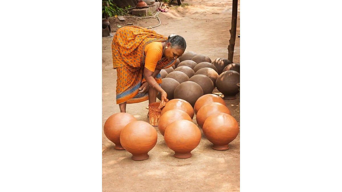 Clay Pots May Offer Low-Cost Solution To Fluoride Contamination, Pilot Study Suggests