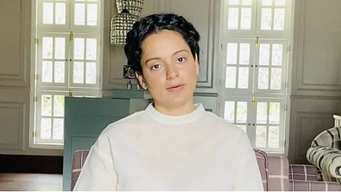 Kangana Comparing Mumbai To Pakistan