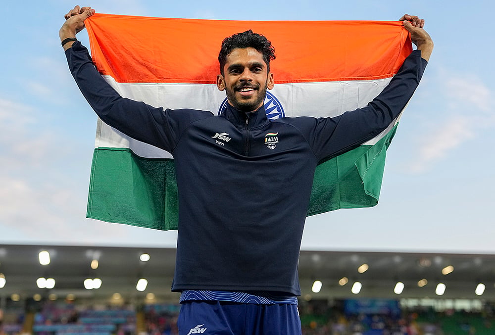 India's Murali Sreeshankar celebrates after winning a silver medal in the men's long jump final, with a distance of 8.08m, at the Commonwealth Games 2026, in Glasgow, Scotland. - | Photo: PTI/Ravi Choudhary