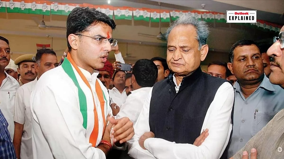 Sachin Pilot and Ashok Gehlot - File Photo