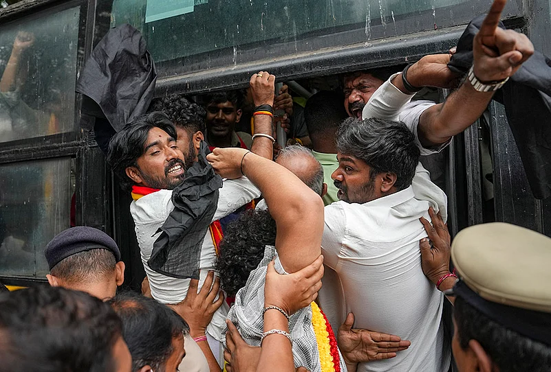 Agitation intensifies in Ktaka over Cauvery water sharing with TN