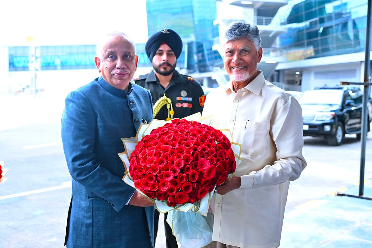 AP CM Chandrababu Naidu welcomes Governor S. Abdul Nazeer