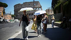 Italy has placed 23 of its 27 major cities under a maximum red heat alert for Sunday - | Photo: AP/Andrew Medichini