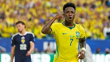 | Photo: AP/Rebecca Blackwell