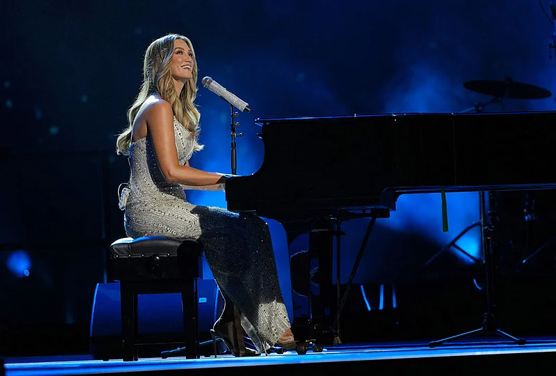 Glasgow CWG 2026 Closing ceremony highlights-Delta Goodrem performs