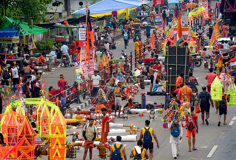 Kanwar Yatra procession