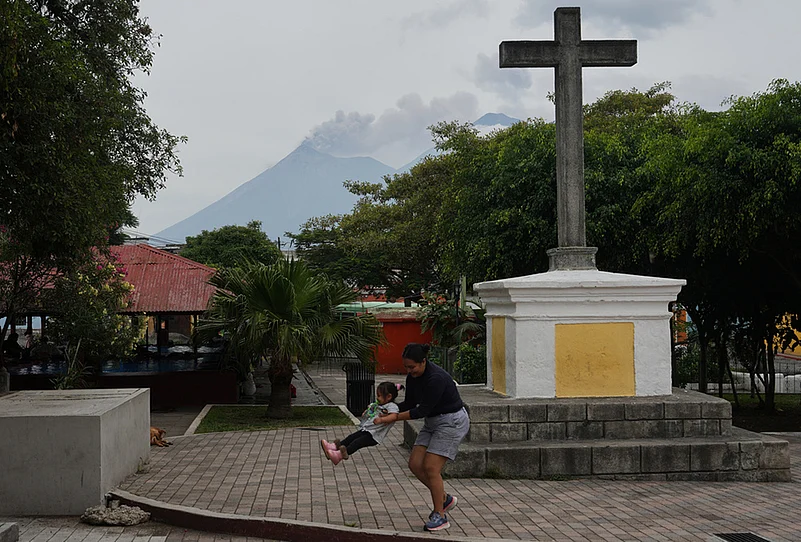 Guatemala volcano orange alert