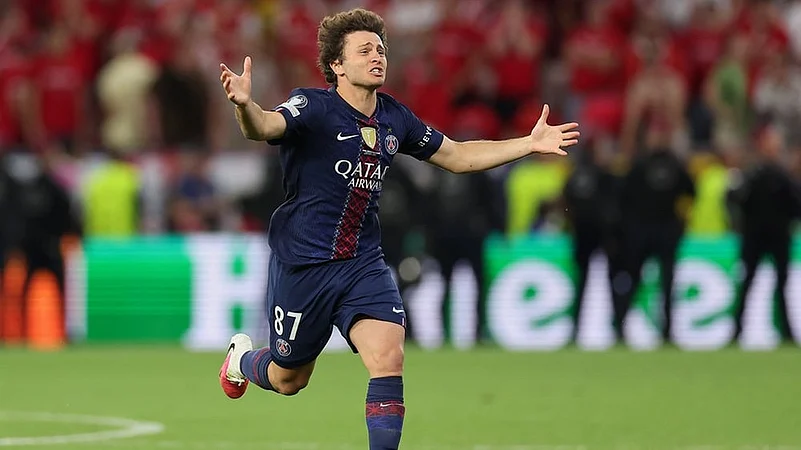 PSG vs Arsenal UEFA Champions League final Puskás Aréna photos-