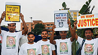 JPSC Exam Row: Soren Govt Reaches Out To Protesting Students In Ranchi | Photo: PTI : Students gather during a protest over alleged irregularities in the 14th JPSC examination, JSSC-CGL and other recruitment tests, demanding a CBI probe and reforms in the recruitment agencies, in Ranchi, Jharkhand, Sunday, Aug. 2, 2026.