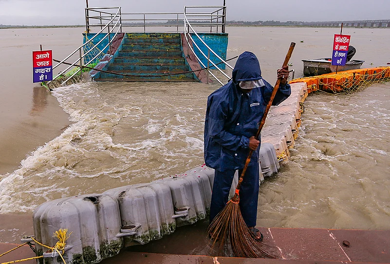 Weather: Rain in Prayagraj