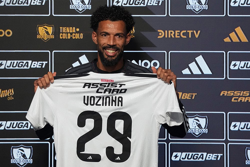 Cape Verde goalkeeper Vozinha