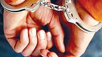 5 Held in Thrissur Over Plot to Disguise as Women, Murder Hosteller 5 Held in Thrissur Over Plot to Disguise as Women, Murder Hosteller