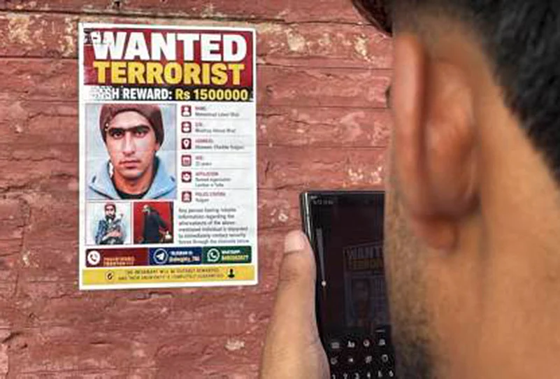 J&K Police put up posters of Lateef Bhat in Srinagar