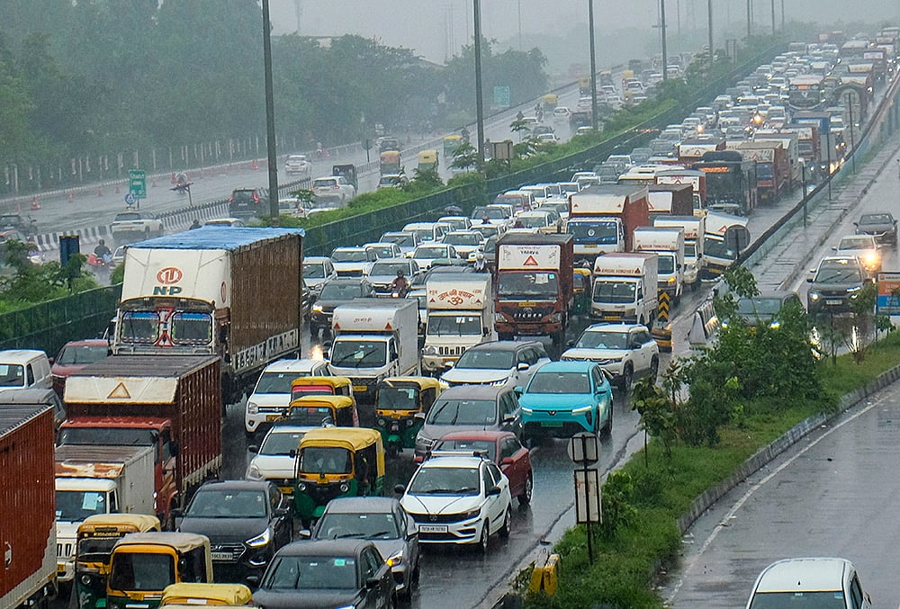 Weather: Traffic amid rain in Gurugram