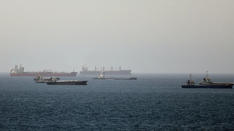 U.S. Iran peace deal, Strait of Hormuz tankers, Trump Iran memorandum