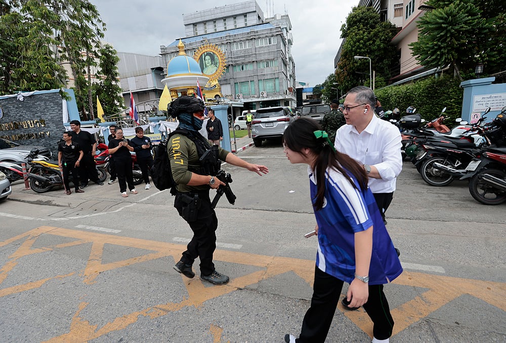 School shooter Thailand 14 year old